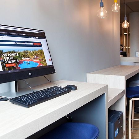 Holiday Inn Express Bochum By Ihg Екстер'єр фото