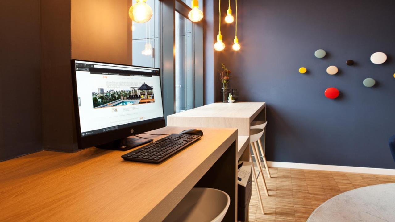 Holiday Inn Express Bochum By Ihg Екстер'єр фото