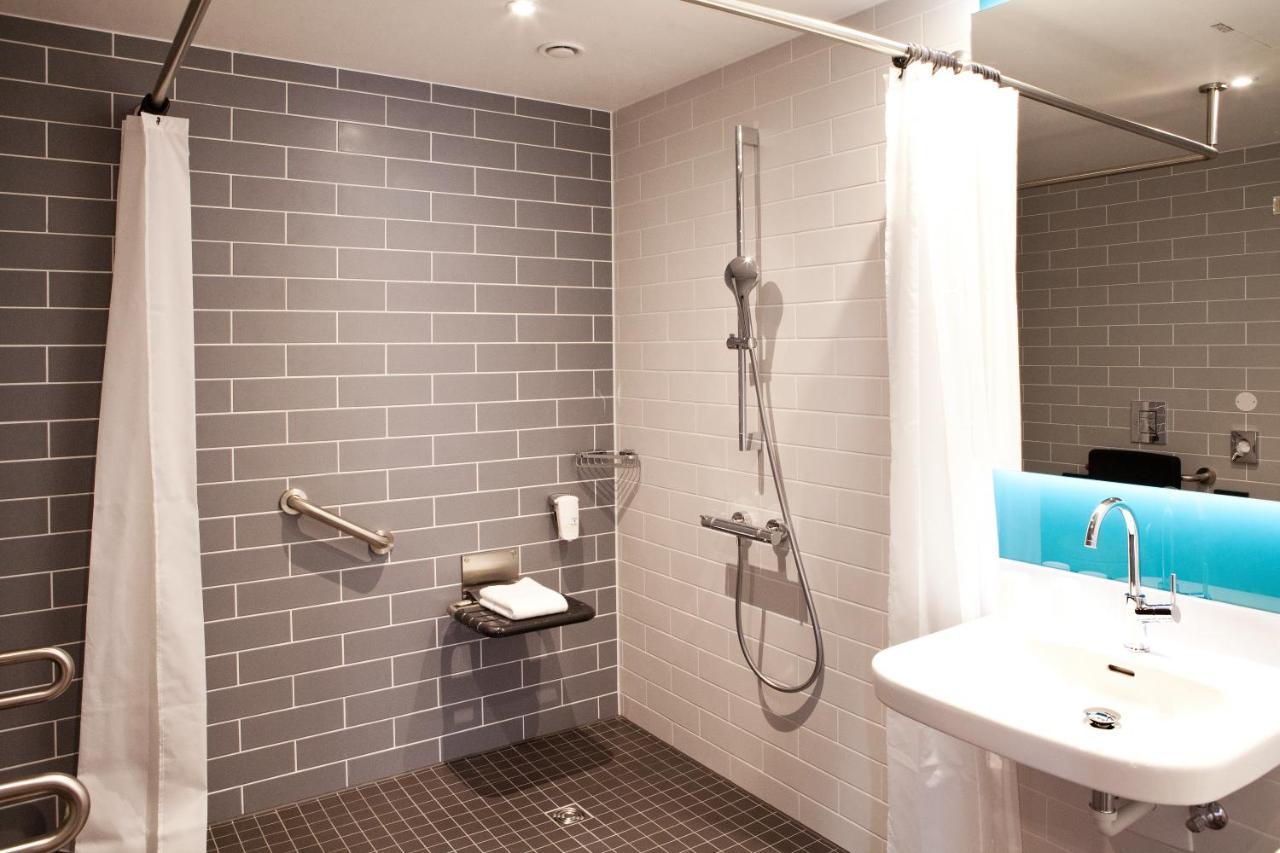 Holiday Inn Express Bochum By Ihg Екстер'єр фото