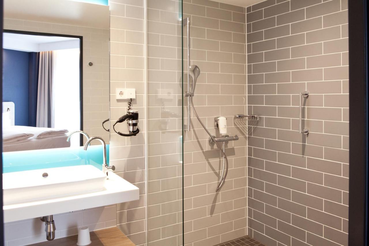 Holiday Inn Express Bochum By Ihg Екстер'єр фото