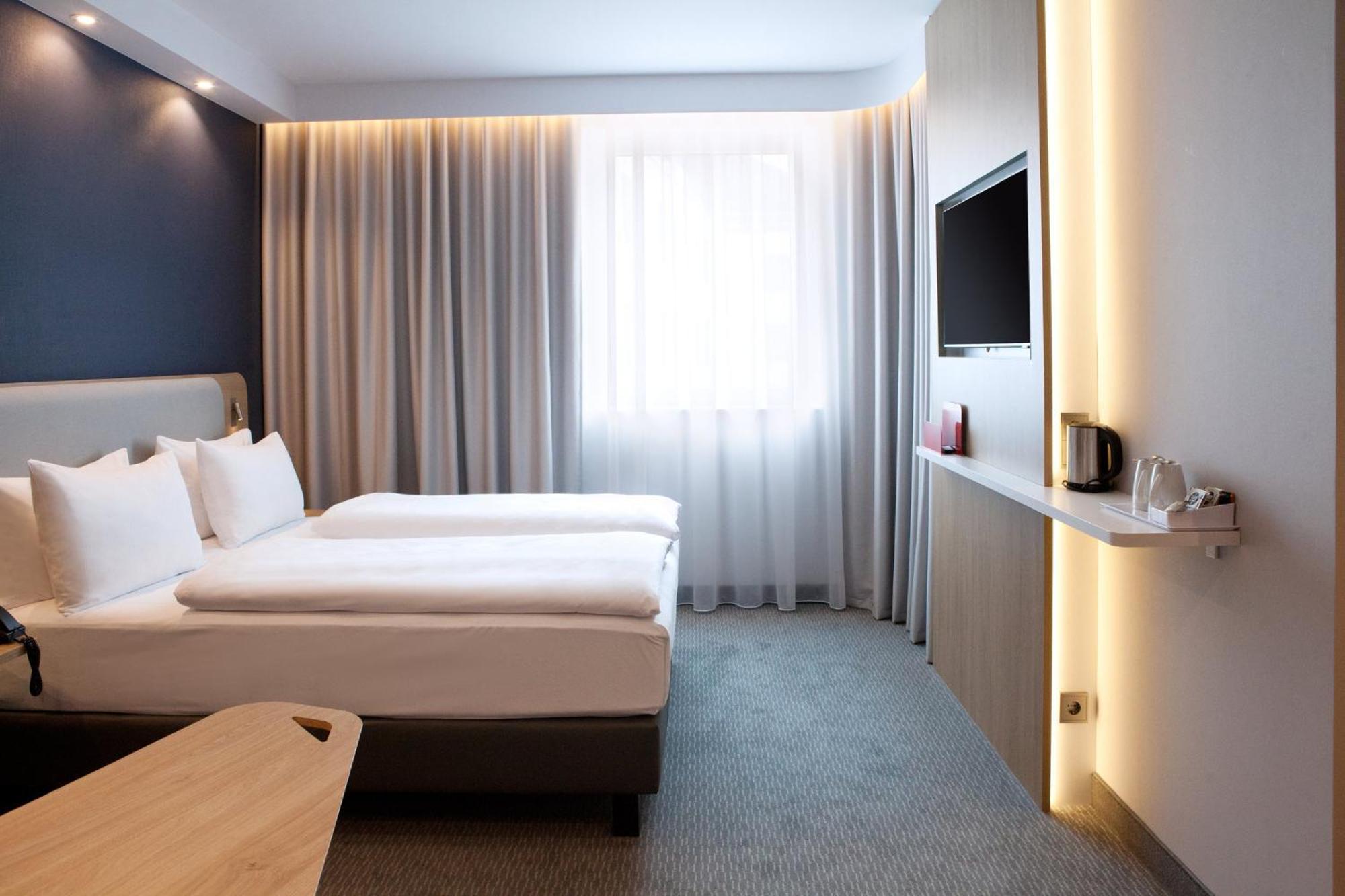 Holiday Inn Express Bochum By Ihg Екстер'єр фото